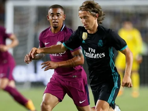 Luka Modric có trận đấu không tốt vs Man City