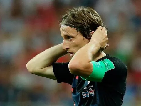 Luka Modric không chịu 'ngang hàng' với các tiền bối