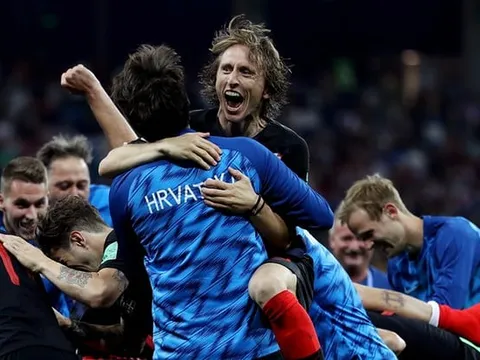 Luka Modric suýt thành tội đồ, Croatia vượt qua Đan Mạch sau loạt sút luân lưu