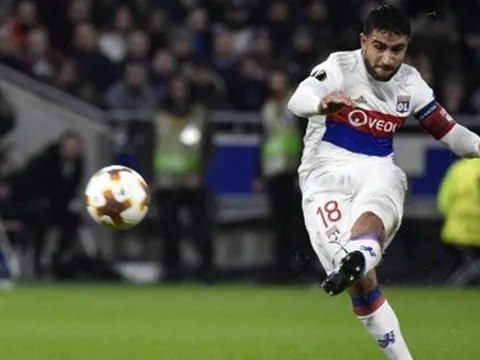 Lyon ra thông báo CHÍNH THỨC về thương vụ Nabil Fekir với Liverpool