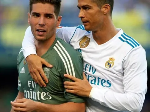 Con trai Zidane bắt chính, Real mất điểm dù dẫn 2 bàn