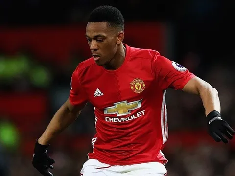Man Utd chia tay Martial: Hại ít, lợi nhiều