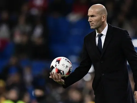 Madridista kêu gọi Zidane 'tẩu thoát' khỏi Real sau Champions League