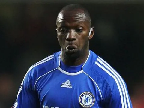 Makelele - Máy quét trứ danh của Chelsea