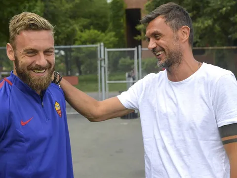 Maldini bất ngờ xuất hiện trên sân tập của Roma tại Mỹ
