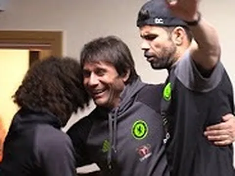 Màn 'bắt cóc' Conte ngay trong họp báo của dàn sao Chelsea