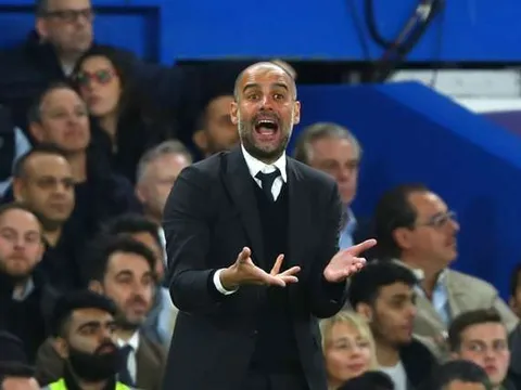 Pep Guardiola chính thức giương cờ trắng