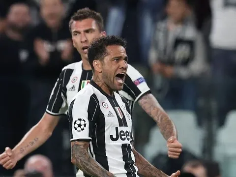 Màn trình diễn của Dani Alves vs Monaco