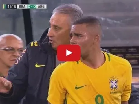 Màn trình diễn của Gabriel Jesus vs Argentina