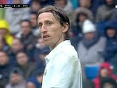 Màn trình diễn của Luka Modric (vs Valencia)