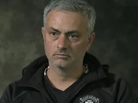 "Man United có 400 triệu bảng để mua sắm"