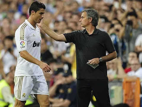 Man Utd mua lại Ronaldo là điều bất khả thi