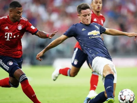 Man Utd nhận 'cú sốc' nhân sự sau trận thua Bayern Munich