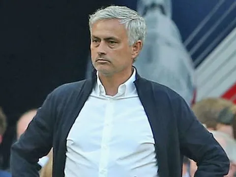 10 cầu thủ nằm trong danh sách mua sắm của Man Utd