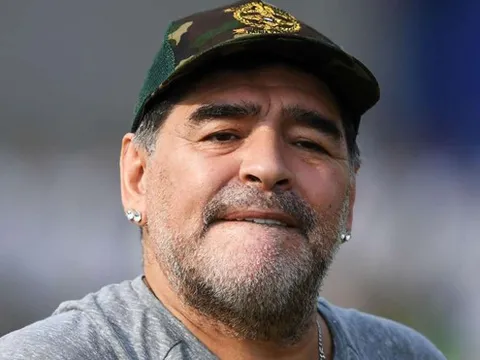 Maradona chỉ trích truyền thông vì không được làm HLV Argentina