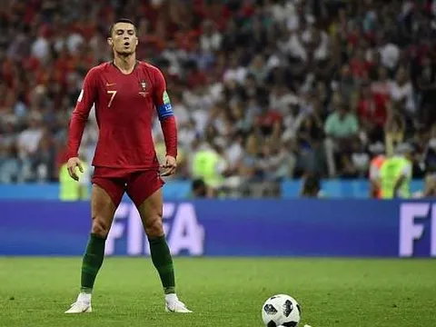 Maradona, Pele, rồi... Messi? Ronaldo che mờ tất cả!