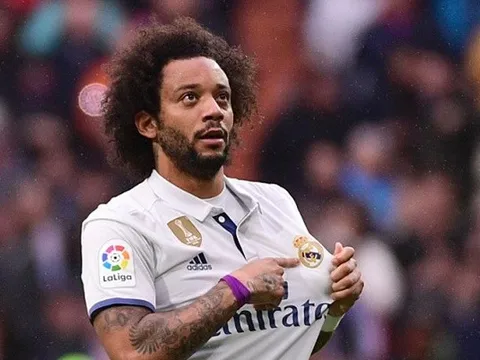 Marcelo với những skill không thua gì tiền đạo