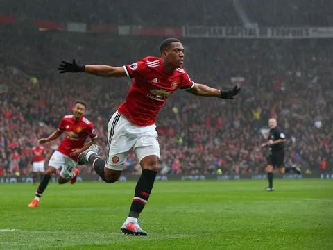 Rooney tin Man Utd sẽ hối hận nếu để sao tuyển Pháp ra đi