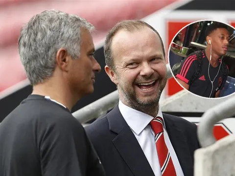 Martial dở chứng, Ed Woodward ra chỉ thị khẩn cho Mourinho
