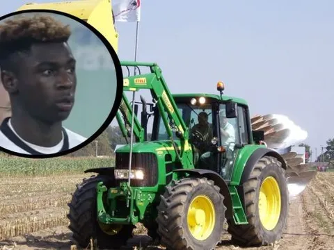 Máy cày của Moise Kean và những câu chuyện bi hài giữa CLB và cầu thủ