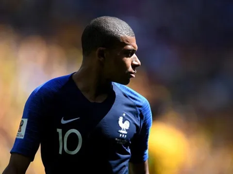 Mbappe khó lòng đạt được đến đẳng cấp của Messi, Ronaldo