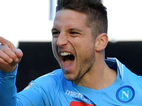 Mertens bùng nổ thế nào ở mùa này?