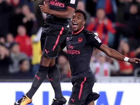 Arsenal hạ Sydney FC, Lacazette cùng Reiss Nelson gây ấn tượng
