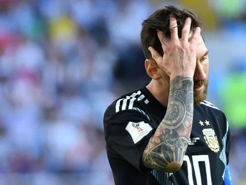 World Cup 2018: Ronaldo lạnh lùng, Messi bị chê 'lười nhác'