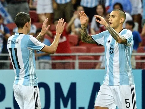 Messi vắng mặt, Argentina vẫn dễ dàng ‘đánh tennis’ tại Singapore