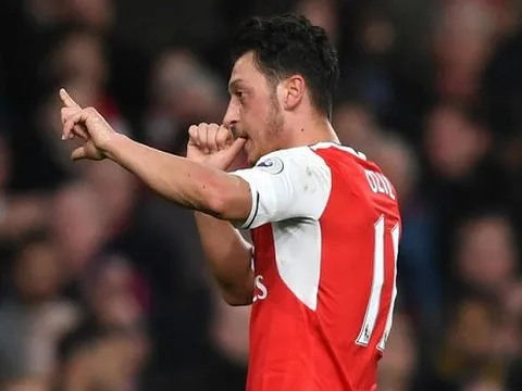 Mesut Oezil: Mặc kệ chỉ trích, tôi biết tôi là ai