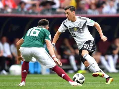 Mesut Ozil dẫn đầu mạng xã hội ở World Cup