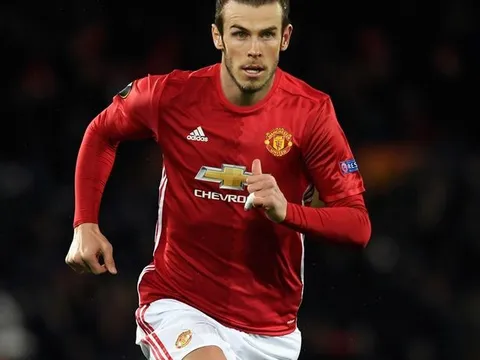 XÁC NHẬN: Man United ra giá đầu tiên cho Gareth Bale