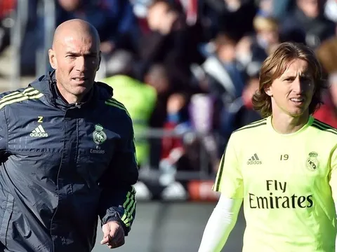 Modric lỡ trận Siêu kinh điển lượt đi: Tính sao đây Zidane?