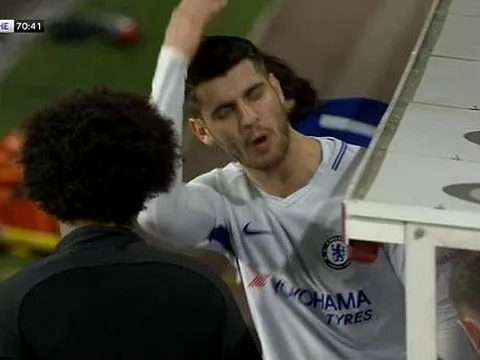 Morata ném giày, ném luôn niềm tin của Conte