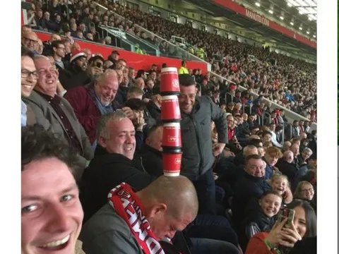 Vì Mourinho, MU thành vua hòa Premier League