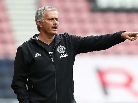 Đừng vội tin lời Jose Mourinho