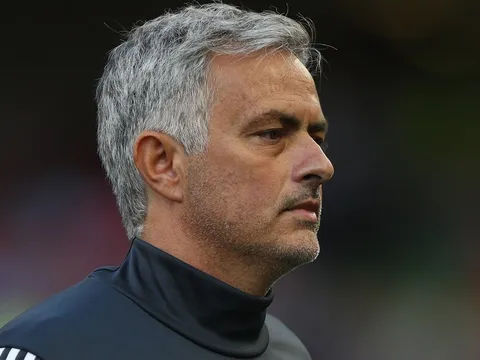 Mourinho: "200 triệu cho Neymar không hề đắt"