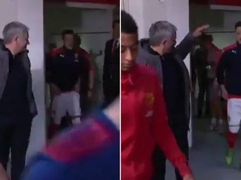 Mourinho bất ngờ chờ đón Oezil ở đường hầm