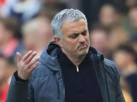 Mourinho chê bai CĐV Man Utd