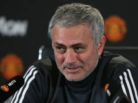 Mourinho còn được duyệt chi bao nhiêu trên TTCN?