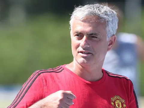 Mourinho hé lộ đội hình Man Utd đấu Real Madrid
