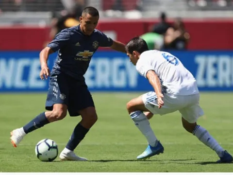 Mourinho khen ngợi 2 cái tên dù Man Utd hòa thất vọng