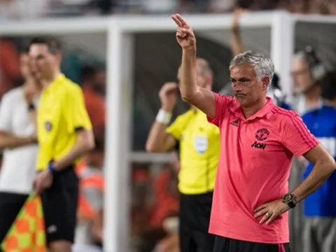 Mourinho: "Man Utd về nhì chẳng khác nào xuống hạng"