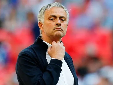 Mourinho nhận định thế nào về thương vụ Ronaldo đến Juve?