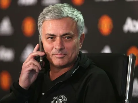 Mourinho ra tay, MU đánh bại Real để chiêu mộ 'trung vệ thép'