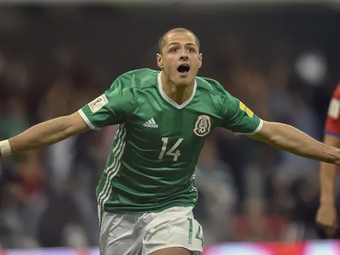 Mourinho: Ước gì Man United còn Chicharito