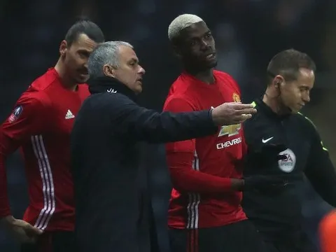 Mourinho vẫn chưa sử dụng Pogba đúng cách