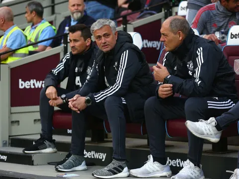 NÓNG: Man United gặp trực tiếp đại diện Lazio để đàm phán về thương vụ Milinkovic-Savic