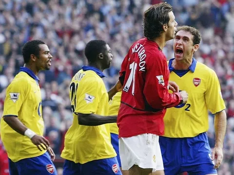 MU và Arsenal đã chôn vùi quá khứ nóng bỏng