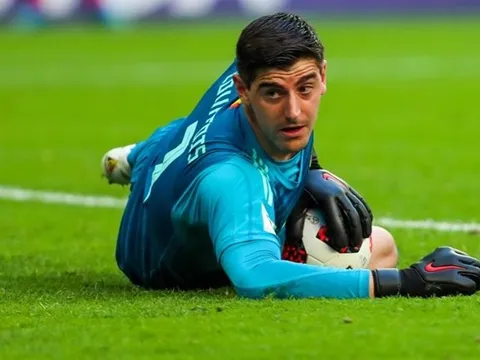 Courtois tiếp tục "phản pháo" truyền thông bằng thông điệp cực chất